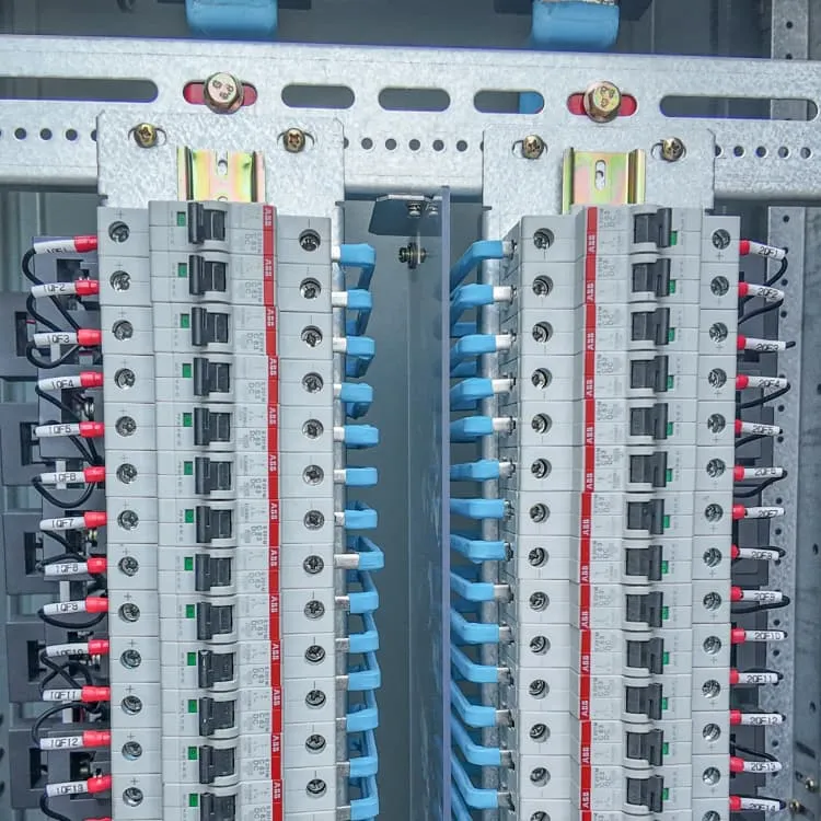 Which is better, outdoor power supply or electric power supply?