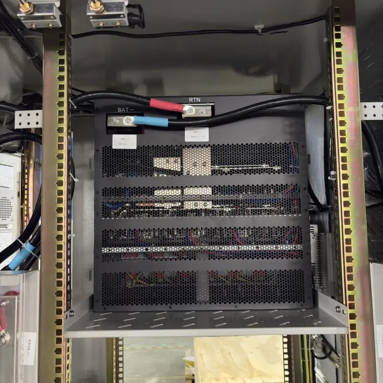 How does a solar energy storage cabinet use electricity?
